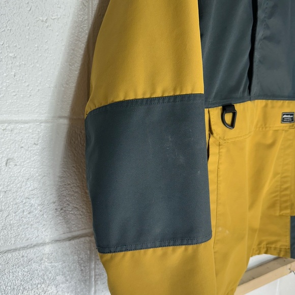 Eddie Bauer Men’s Anorak Jacket - Size Large Tough waterproof,, good looking - Picture 3 of 9